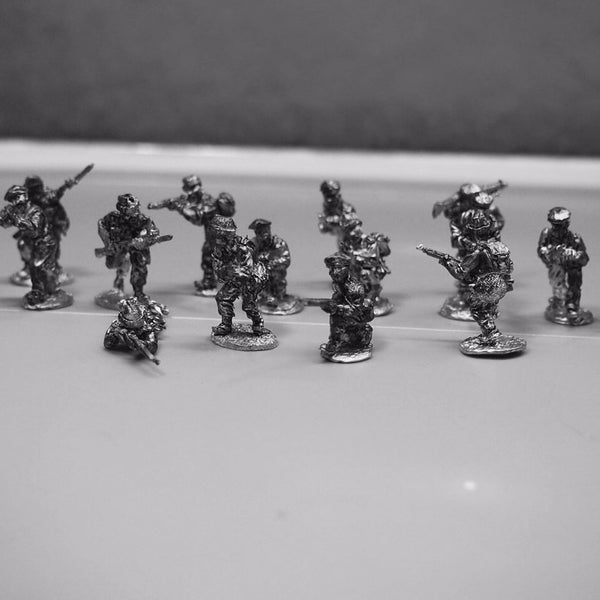 28mm WWII Miniatures - Partisans - Gaddis Gaming